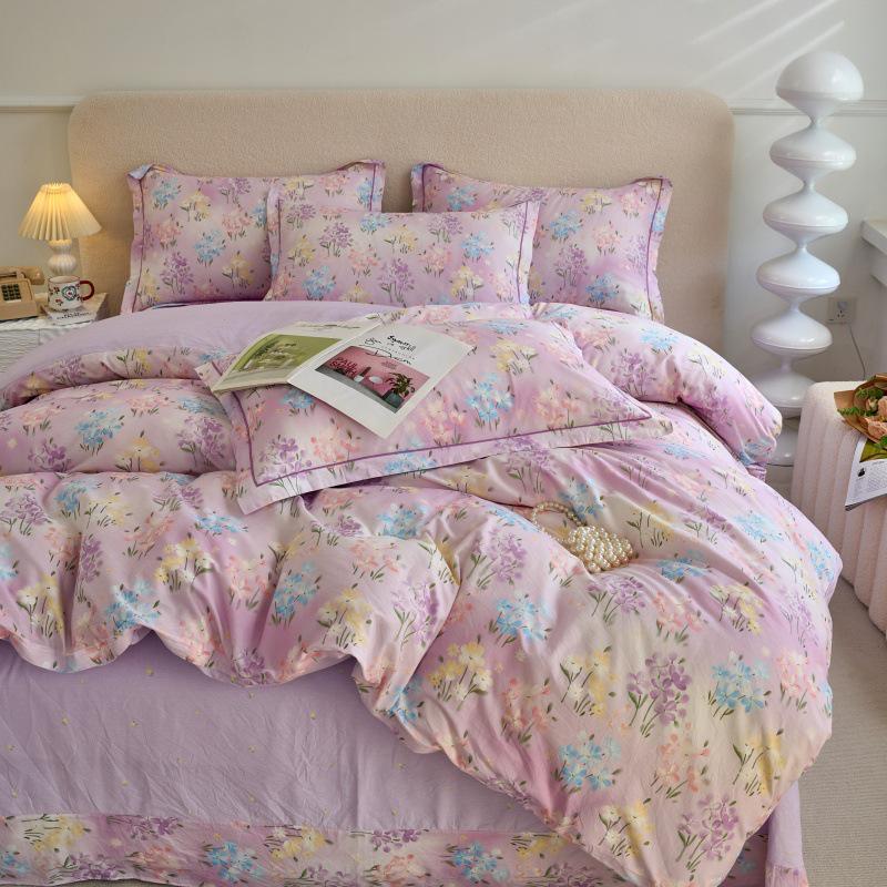 Fresh & Simple Pure Cotton Four-Piece Printed Dorm Set – Includes Three-Piece All-Cotton Bed Sheet, Bed Skirt, and Bedding Set.