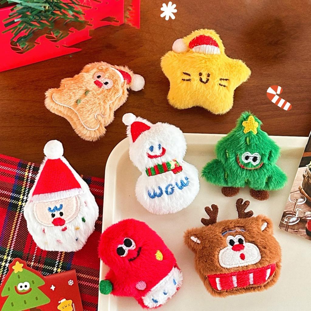 Christmas Plush Toy Brooch Pin Soft Furry Festival Brooch Pin Decorative Plush Brooch Accessory for Clothing and Bags