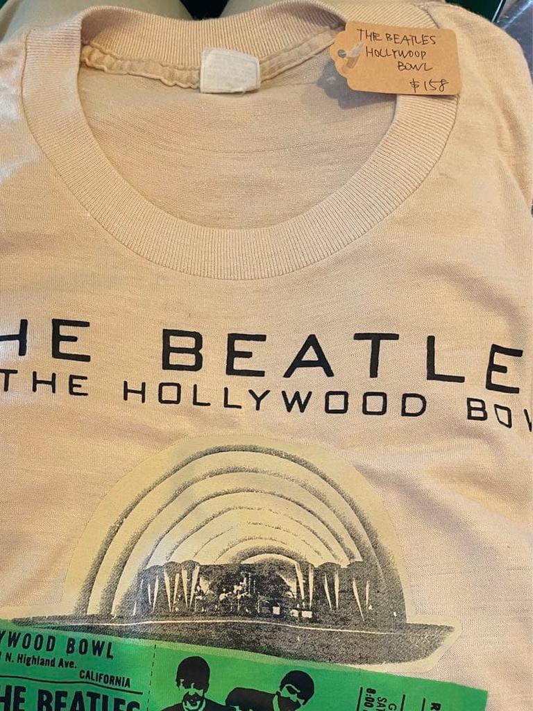 [USED] The Beatles Hollywood Vintage Clothing The Beatles