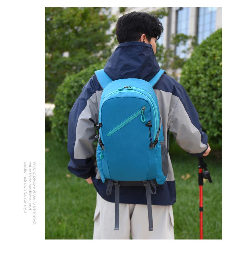 Spine Protection Large Capacity Outdoor Backpack - Fashionable, Breathable Travel Bag for Mountaineering