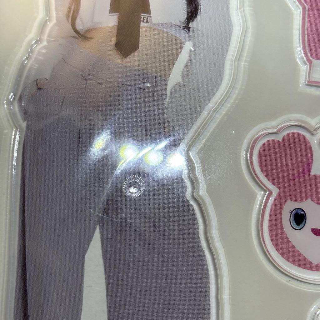 [USED] TWICE Momo Acrylic Stand TWICE READY TO BE Seoul Concert