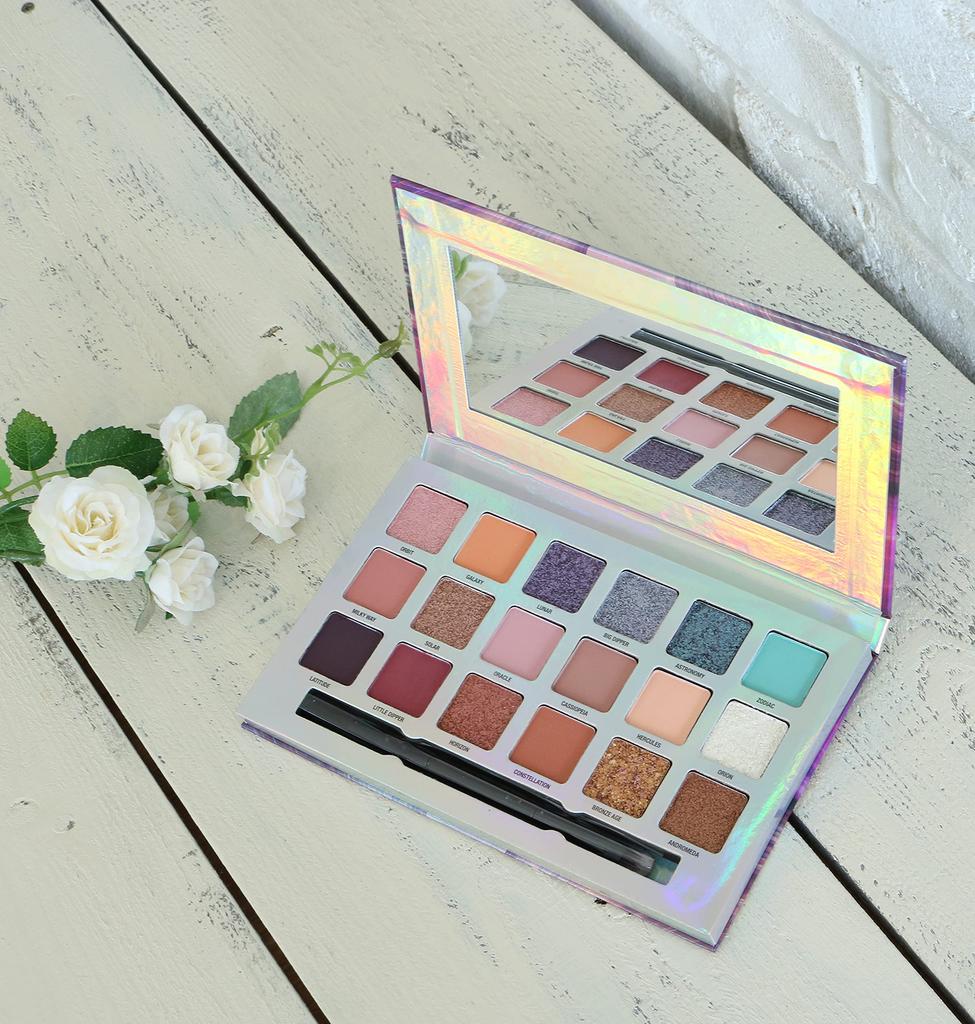 W7 Eyeshadow Palette 15 Total Eclipse (18 colors)