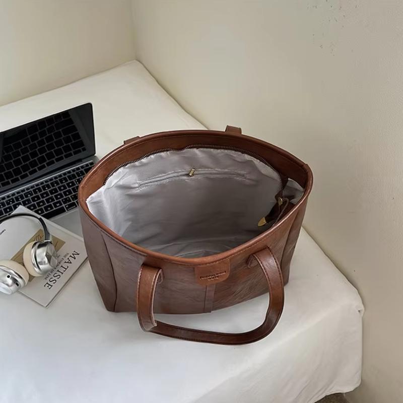 Vintage PU Leather Solid Color Shoulder Bags for Women Tote Bag 2026 Winter Luxury Designer Simple Handbags and Purses