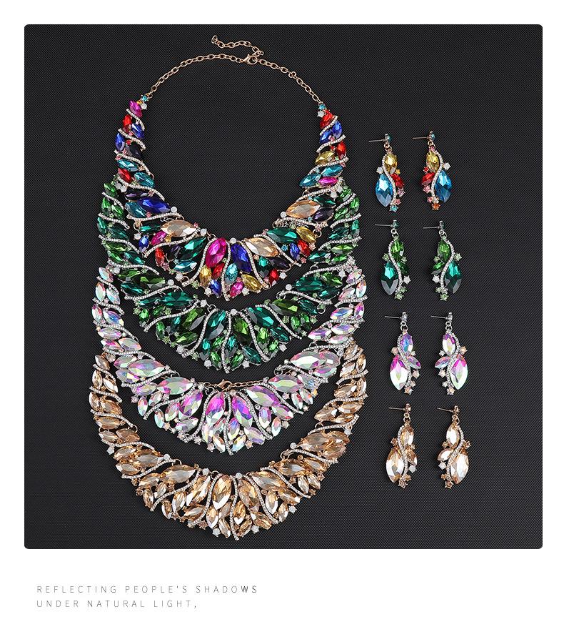 Set de bijuterii rafinat european-american cu strasuri de cristal pentru nunți și seri - Cercei statement și colier