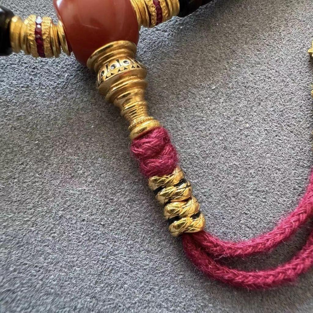 Retro Gold-Plated Tibetan Style Snake Knot Beads – DIY Accessory for Cultural Play and Wire Bundle Organization.
