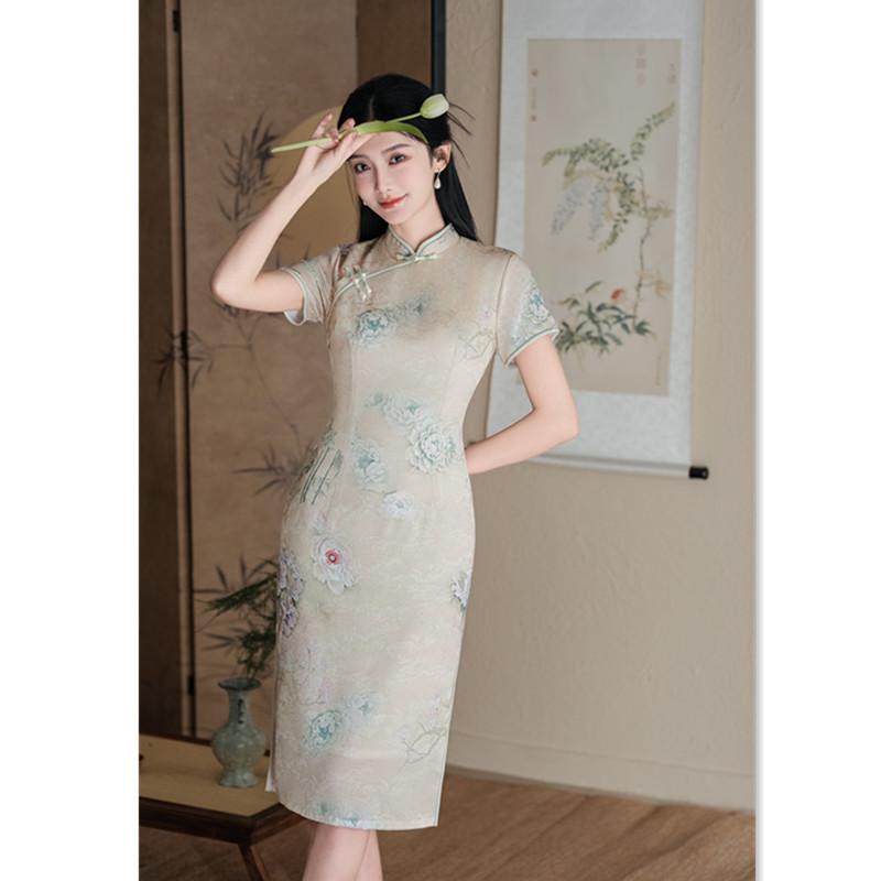 Retro Chinese Style Small Medium and Long Short-sleeved Cheongsam Spring and Summer New Middle-aged and Elderly Women's Large-size Cheongsam