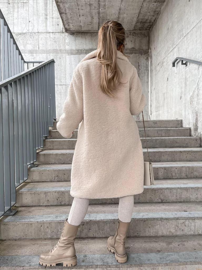 2025 Autumn/Winter Women's Plush Long Coat: Furry, Long-Sleeved, Turn-Down Collar