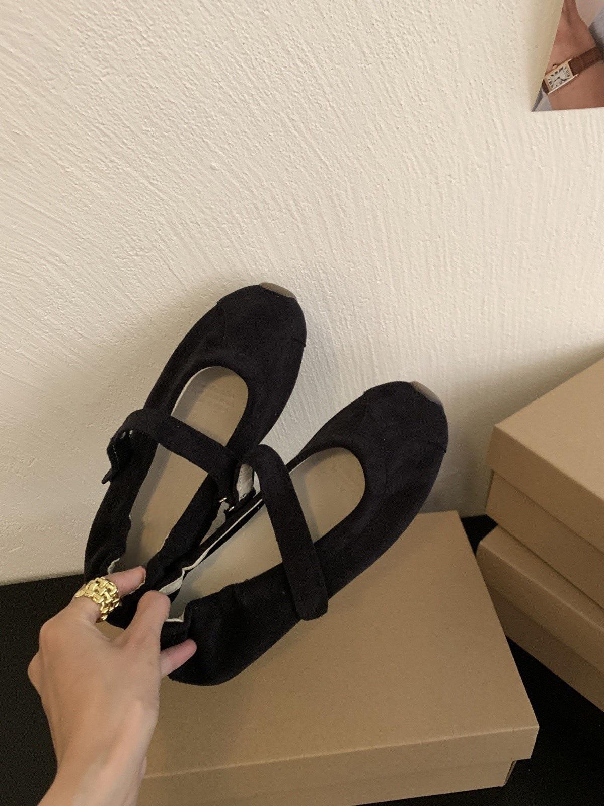 

Ретро слово на липучке с туфлями Мэри Джейн 2025 новые универсальные туфли-балетки с плоской подошвой и круглым носком для женщин 40 чёрный