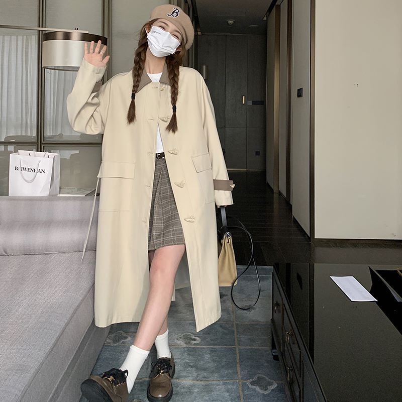 

Ветровка с роговыми пуговицами, женская, средней длины, весна-осень, корейский стиль, свободный дизайн, повседневное пальто в студенческом стиле XL