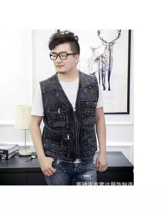Men's Multi-Pocket Denim Vest for Photography and Fishing