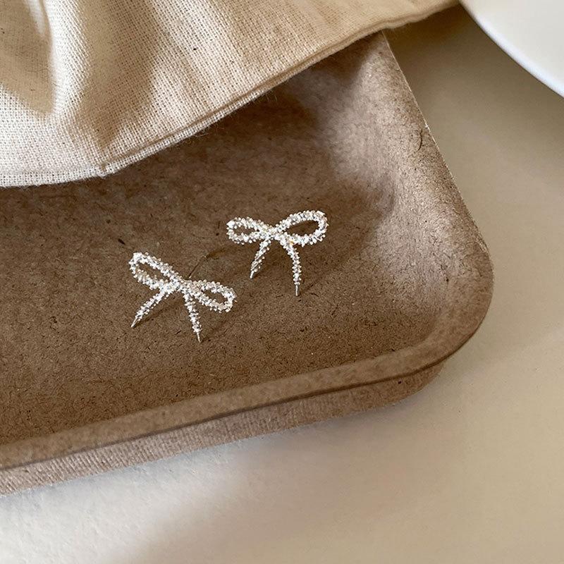 Simple Small Bow Stud Earrings For Women Cute Hypoallergenic Daily Wear Ear Piercing Jewelry Gift