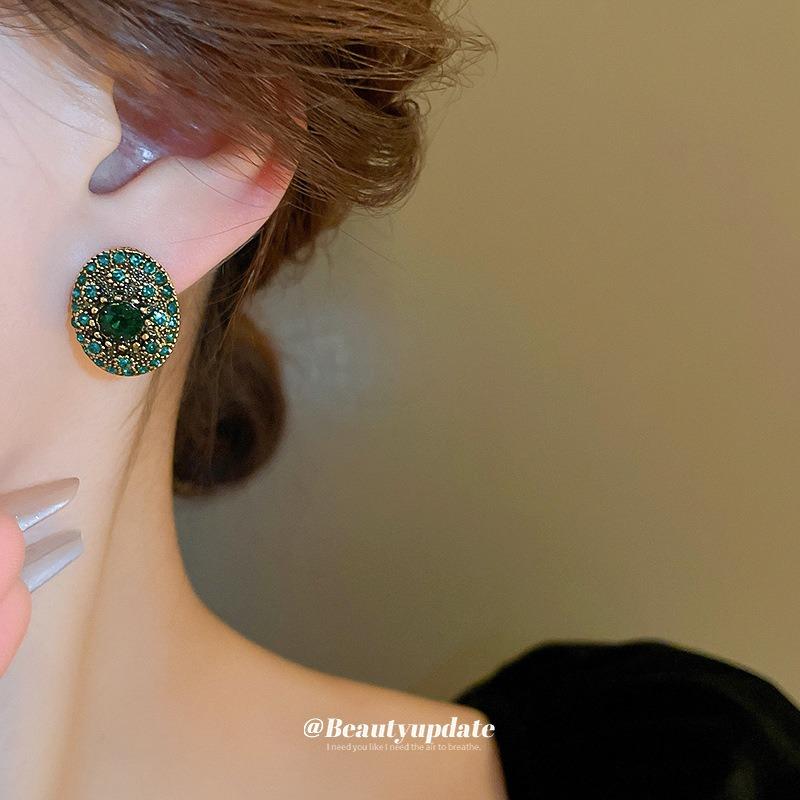 Silver Needle Emerald Diamond-encrusted Oval Geometric Stud Earrings Retro Light Luxury Temperament Earrings High-end Court Style Earrings Women