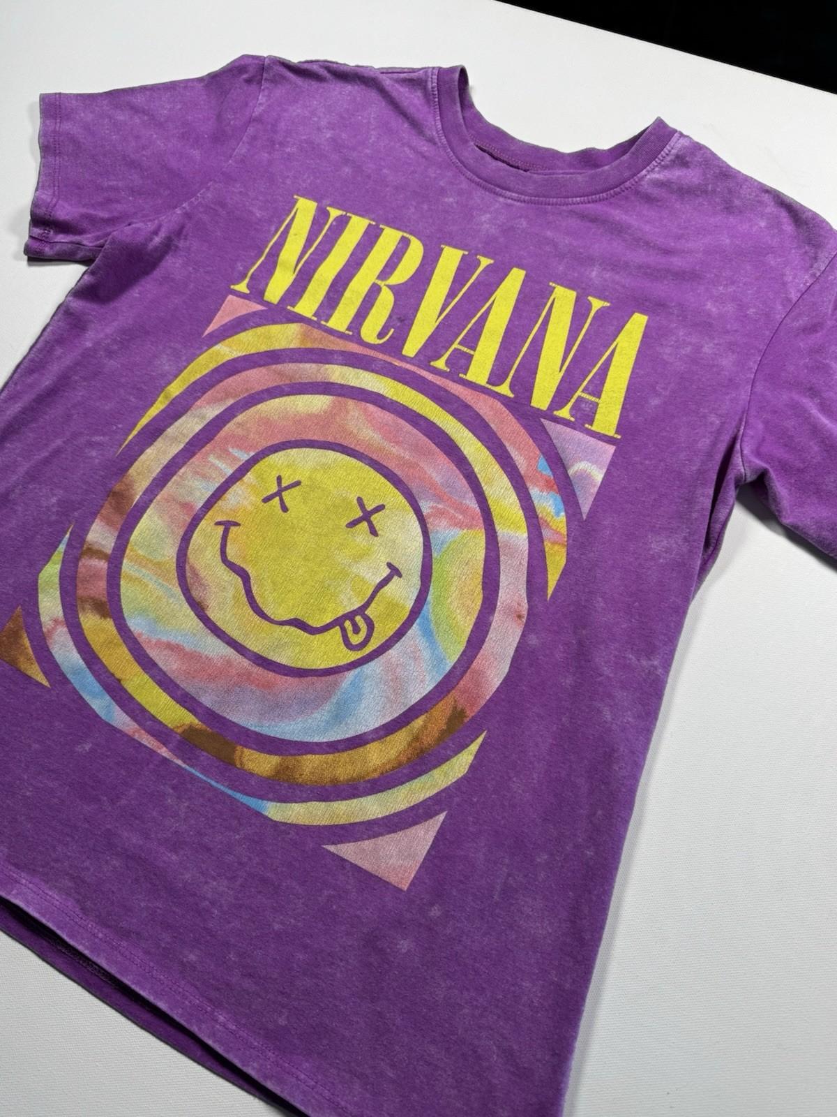 Nirvana Live ’93 Мужская Футболка Среднего Размера Фиолетовая с Графикой Группы Grunge Rock Y2K Унисекс S