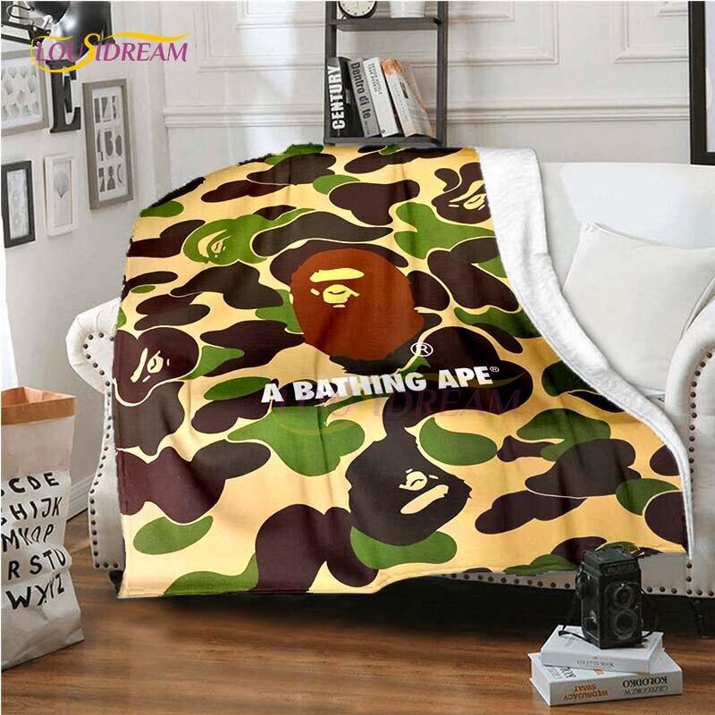 

Гарячий камуфляжний плед Bape Естетичні ковдри для ліжок Розмір Queen М яка постільна білизна Римський декор Покривало на ліжко Подарунок для фанатів Подорожі 75x90cm