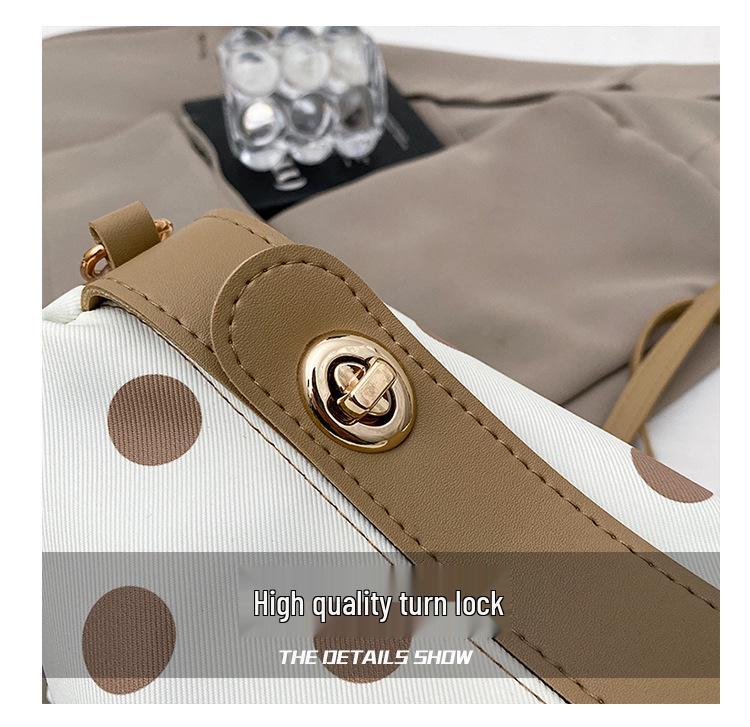 2026 Summer Women's Simple Underarm Crossbody Handbag – Fashionable Niche Design