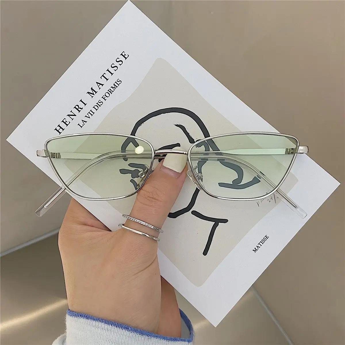 

Brand Small Cat Eye Sunglasses Women Luxury Metal Frame Brown UV400 Vintage Shades Trendy Eyewear