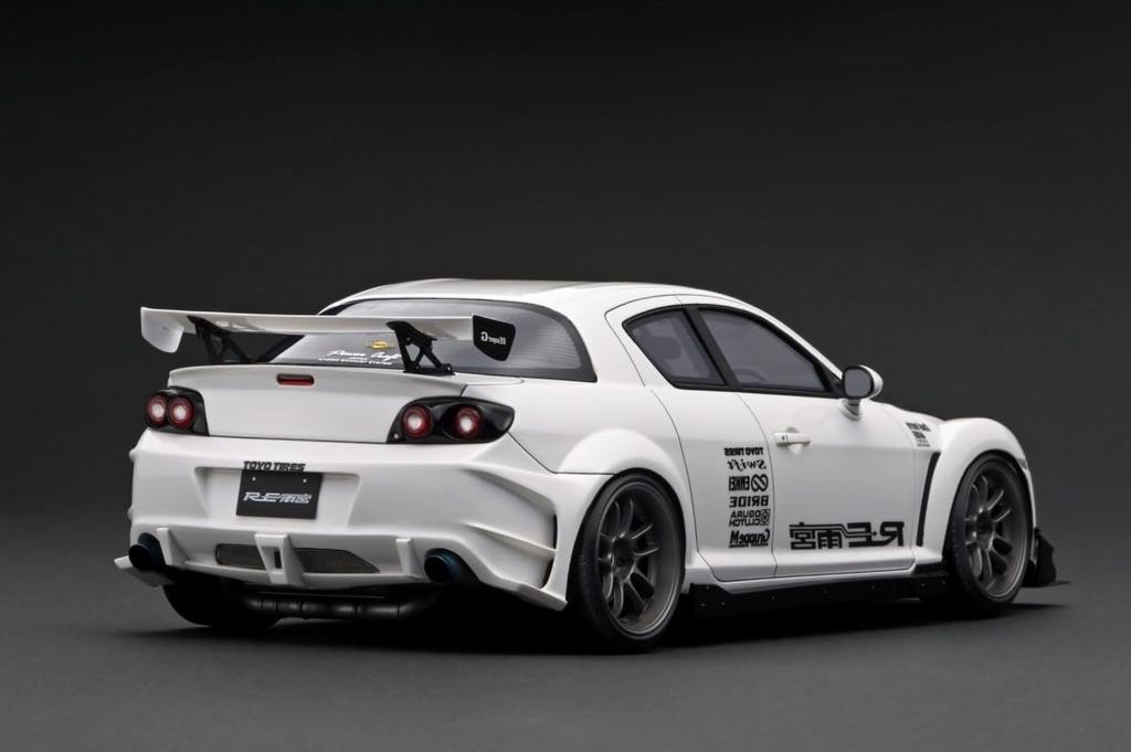 Ignition Model Mazda RE Amemiya Weiß 1/18 RX-8 (SE3P) (Fertiges Modell)