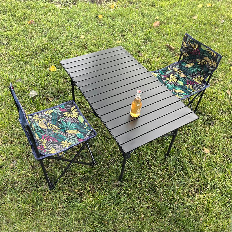 Outdoor Folding Table & Chair Set - Perfect for Leisure, Picnics, Camping, Barbecues, or Market Stalls. Portable and Compact Design.