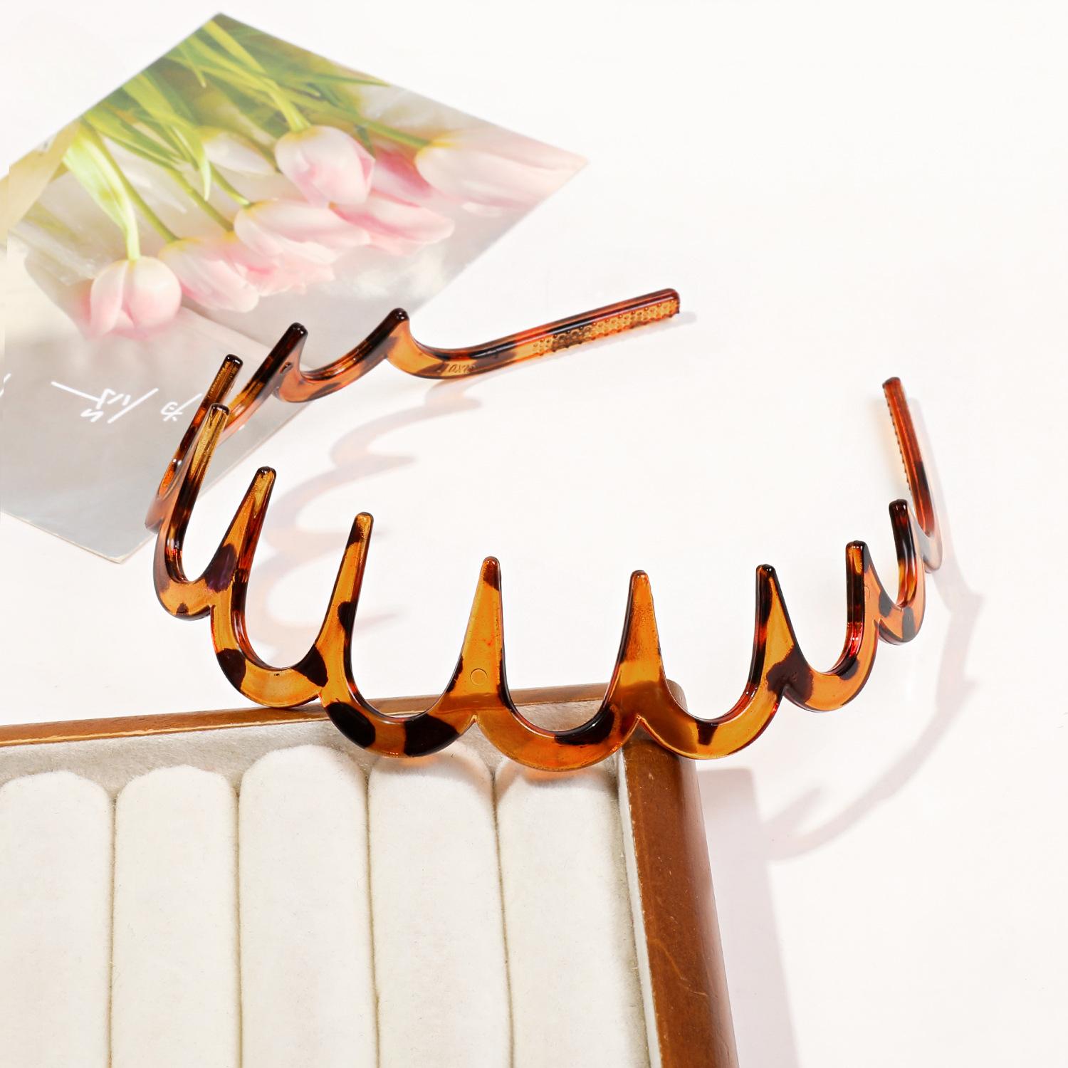 

1 шт. однотонные волнистые повязки для волос для женщин, элегантные модные зубчатые нескользящие расчески для волос, аксессуары для волос для девочек, спортивные повязки для лица