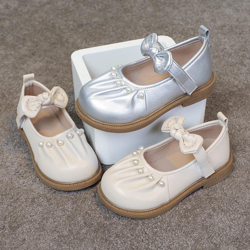 Girls' Small Leather Shoes Spring and Autumn 2025 New Children's Shallow-mouth Pleated Foreign-style Princess Shoes Korean Version of Soft-soled Girl