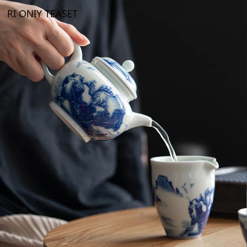 330ml Retro Blue and White Porcelain Teapots Exquisite Handmade Ceramic Kettle Travel Portable Tea Pot Chinese Tea Set Drinkware