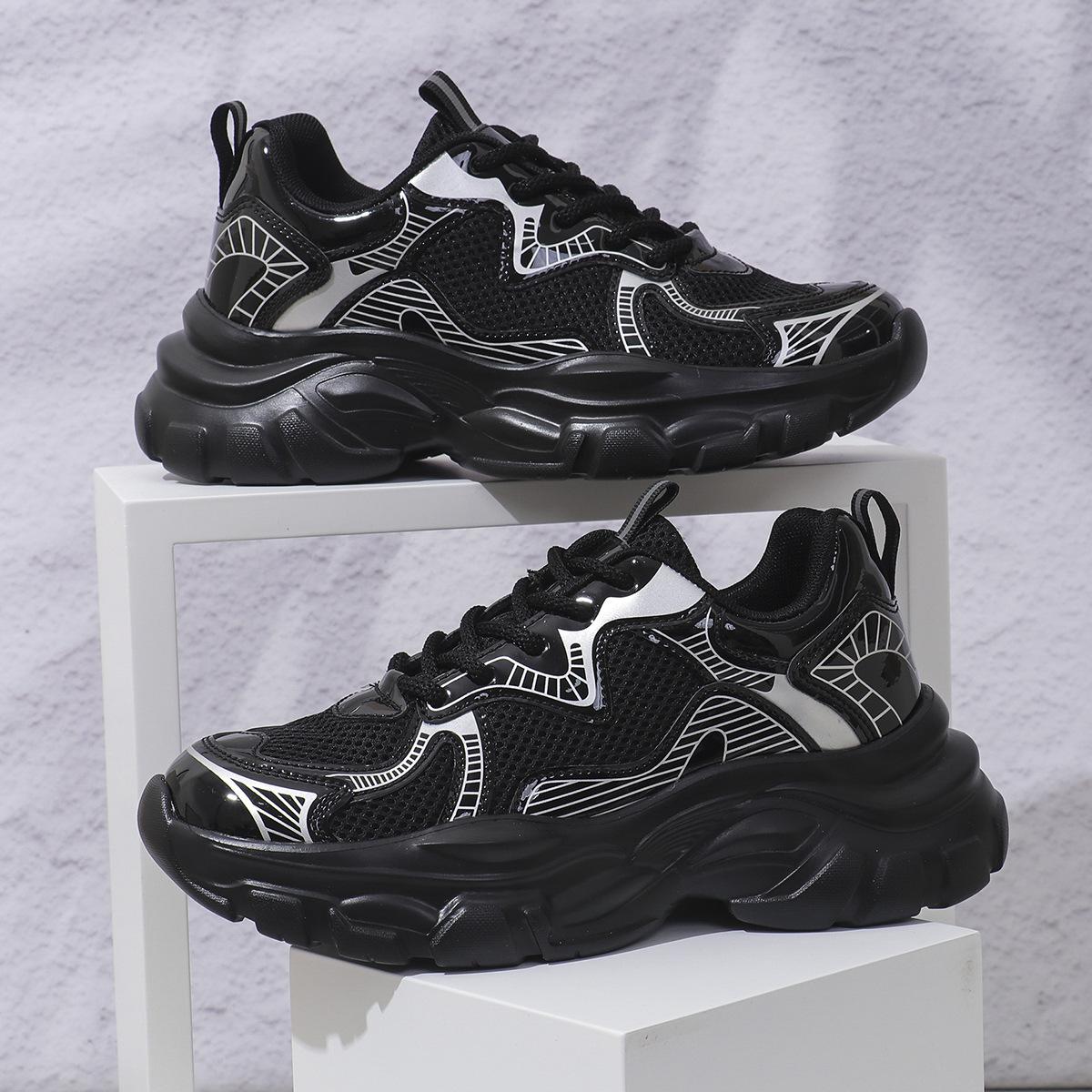 

Летняя обувь Универсальная модная обувь Студенческая спортивная обувь для отдыха Толстая подошва Увеличивающая рост спортивная обувь для пап Женская обувь 42 чёрный