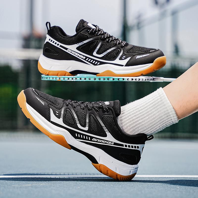 2026 New Badminton Shoes for Men Breathable Badminton Footwear Wear-Resisting Outdoor Sneakers Men Non Slip Badminton Sneakers