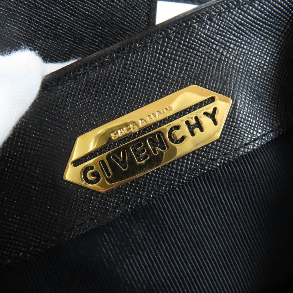 Ótima Bolsa GIVENCHY com Fecho de Giro Bolsa de Viagem de Couro couro preto Feminina Usada