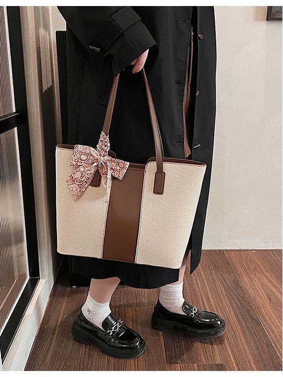 Autumn Woven Tote: Large Capacity & Fashionable Women's Underarm Handbag