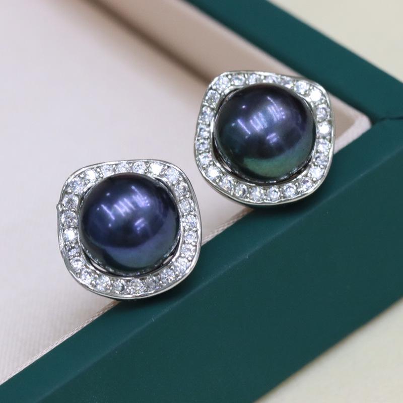 18K Gold Plated Freshwater Pearl Stud Earrings with Zircon, 8-9mm, Fashionable and Versatile for Women.