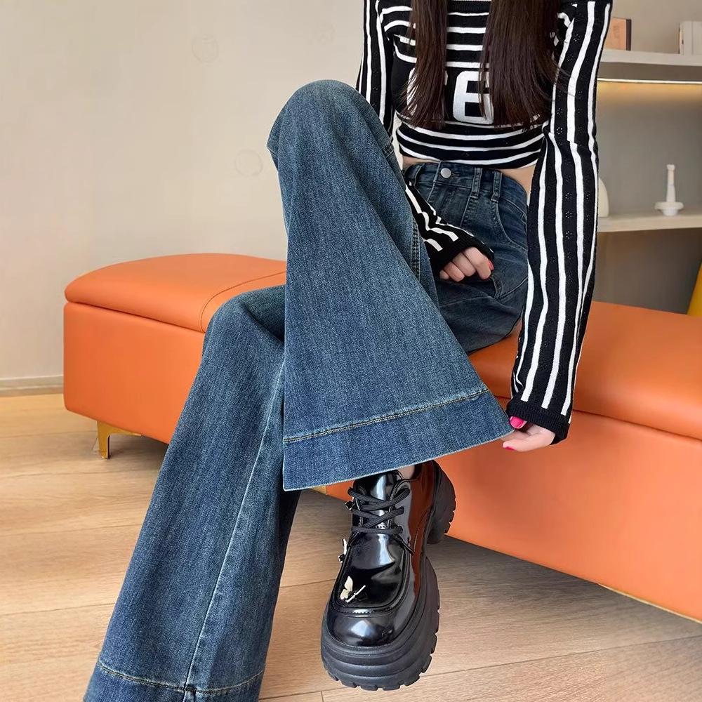 Women's High-Waist Slimming Retro Blue Flared Jeans - Spring/Autumn 2026 Edition