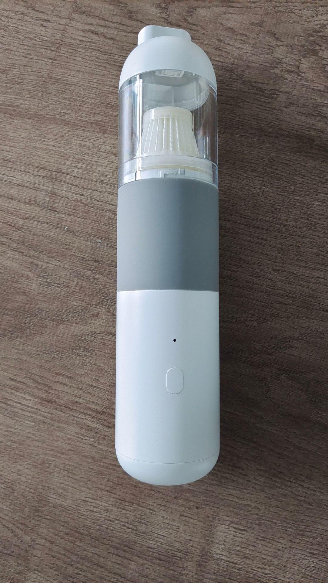 Compact High-Power Wireless Car Vacuum Cleaner with Strong Suction