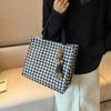 Large Capacity Tote Bag New Style Commuter Mother Bag Female Ins High School Student Shoulder Bag Female Summer
