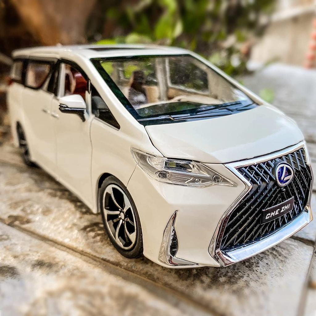 1/24 Scale Lexus LM300 Alloy Diecast Model Car To, Pull Back Metal Vehicle with Light and Sound for Kids Adults Gift Collection