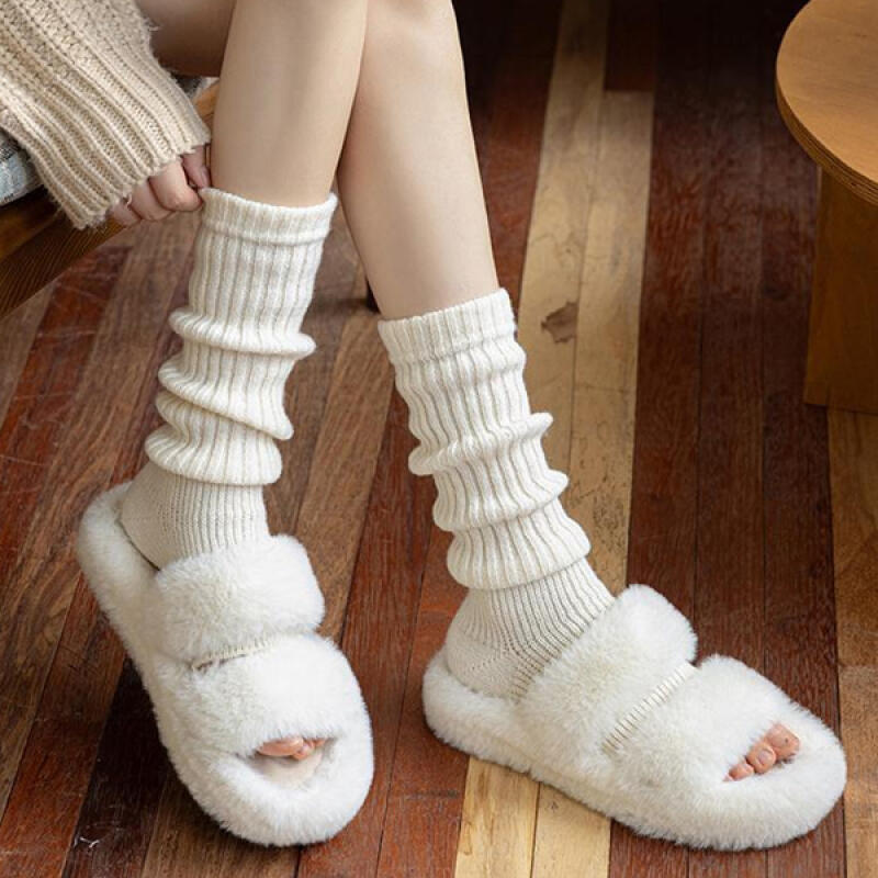 

Draven Loose Fit Loop Leg Warmer Long Socks white
