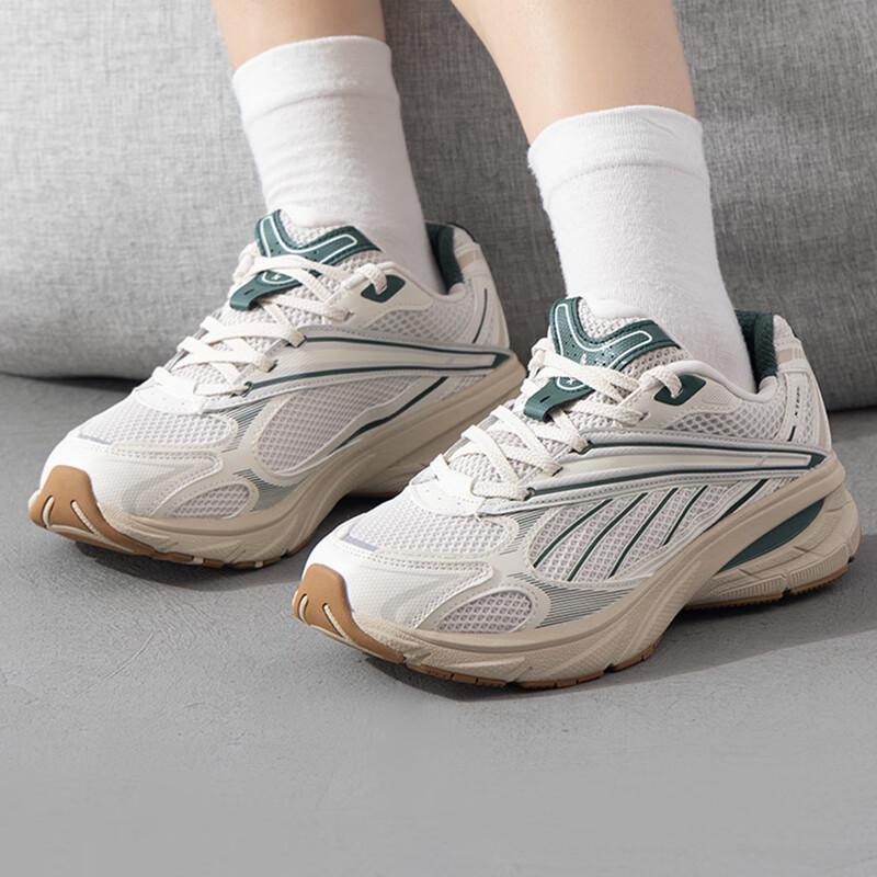Xtep Women s 876318320004 Casual Sneakers EU 39