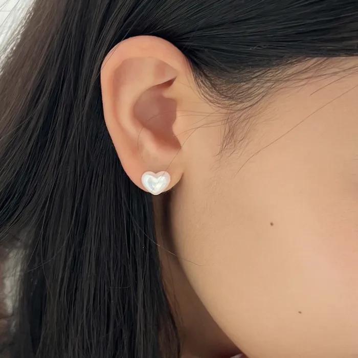 mini pearl heart earrings