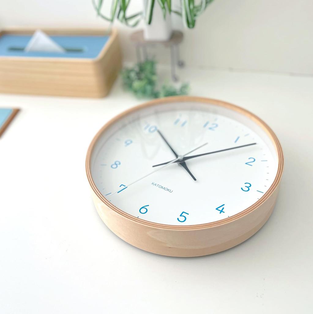 KATOMOKU plywood clock 22 Light Blue km-121LBRC Wall Clock, Continuous Second Hand, Diameter 25.2cm (Radio-controlled clock)