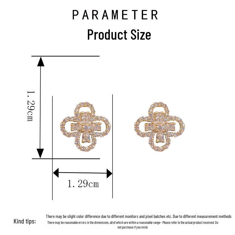 Exquisite Zirconia Four-Leaf Clover Stud Earrings and Necklace Set: Elegant Light Luxury with a High-End Feel.
