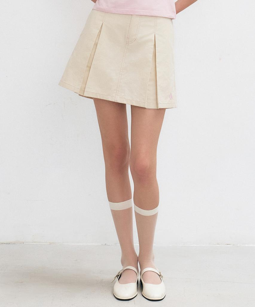 City Breeze Pleated Stitch Contrast Mini Skirt_Beige