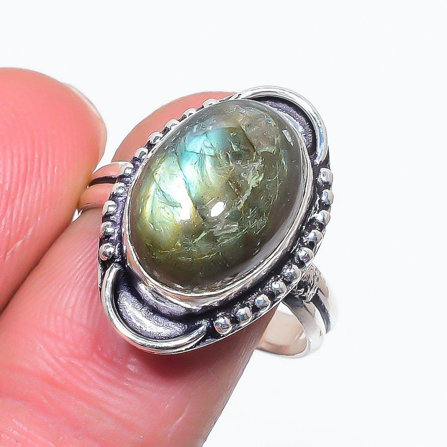 

Labradorite Handmade 925 Sterling Silver Jewelry Ring Size 9 i4K42