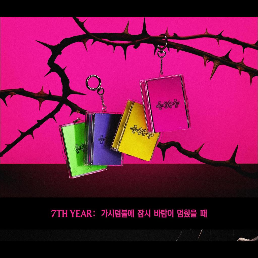 [Pre-order] (Photocard Case Ver.) TOMORROW X TOGETHER 7TH YEAR: A Moment of Stillness in the Thorns + Free Gift