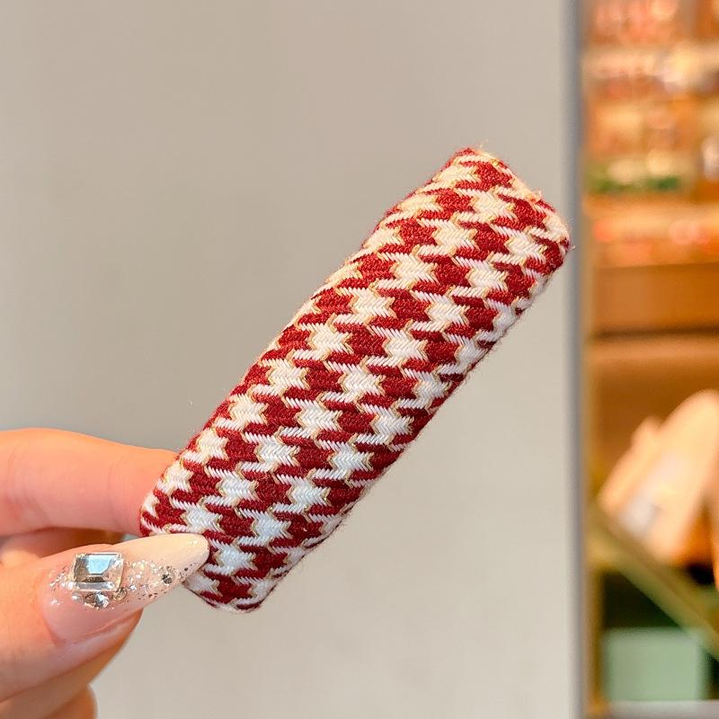 Autumn & Winter Coffee Hair Clip: Women's Seamless Duckbill, BB & Bangs Clips