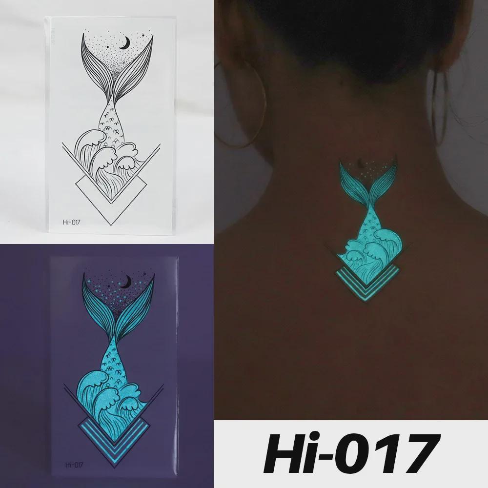 Ljusblå Vattentäta Tatueringklistermärken: Orm- och Fjärilsdesigner för Musikfestivaler