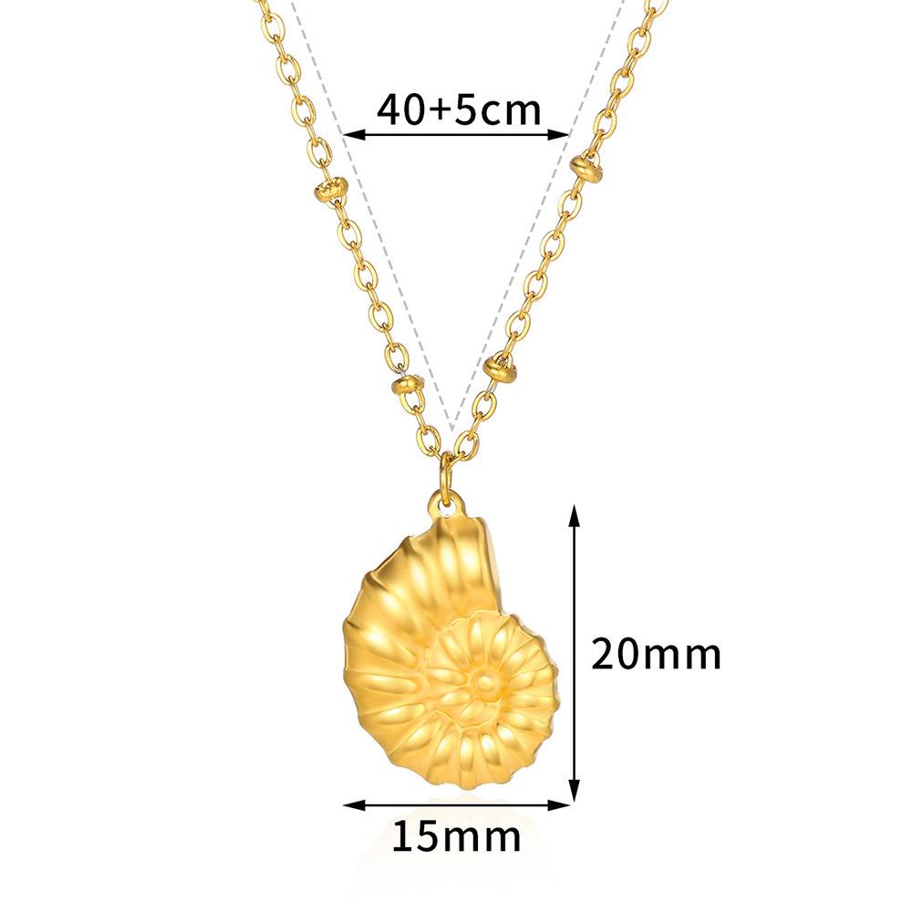 Summer style conch necklace suitable for women's summer beach travel and fashionable Zircon matching