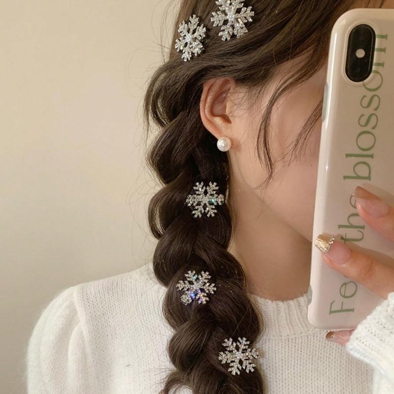 1pcs Women Silver Snowflake Faux Pearl Hair Clips Winter Hair Accessories Rhinestone Small Claw Clips Bangs Clips Sweet Elegant Daily Wear Hair Clips