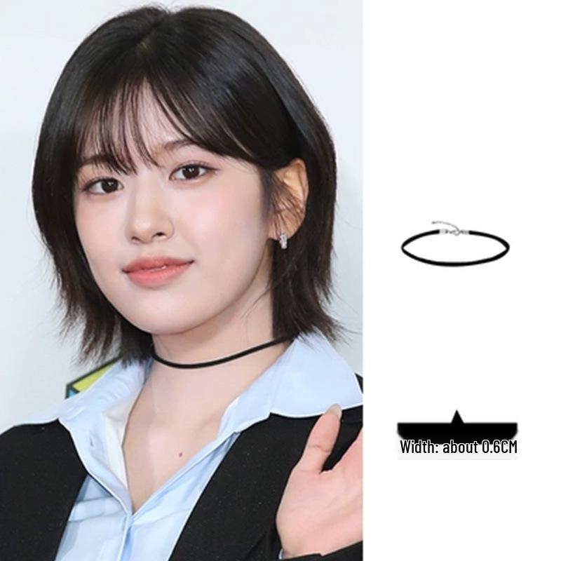 Ju Jingyi-Inspired Classic Black Velvet Choker Necklace - Women s Elegant Clavicle Chain for a Celebrity Chic Look
