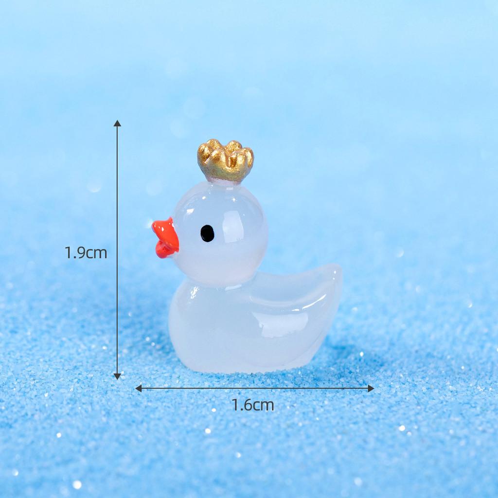 Cute Glowing Crown Miniature Yellow Duck Resin Figurine For Moss Terrariums