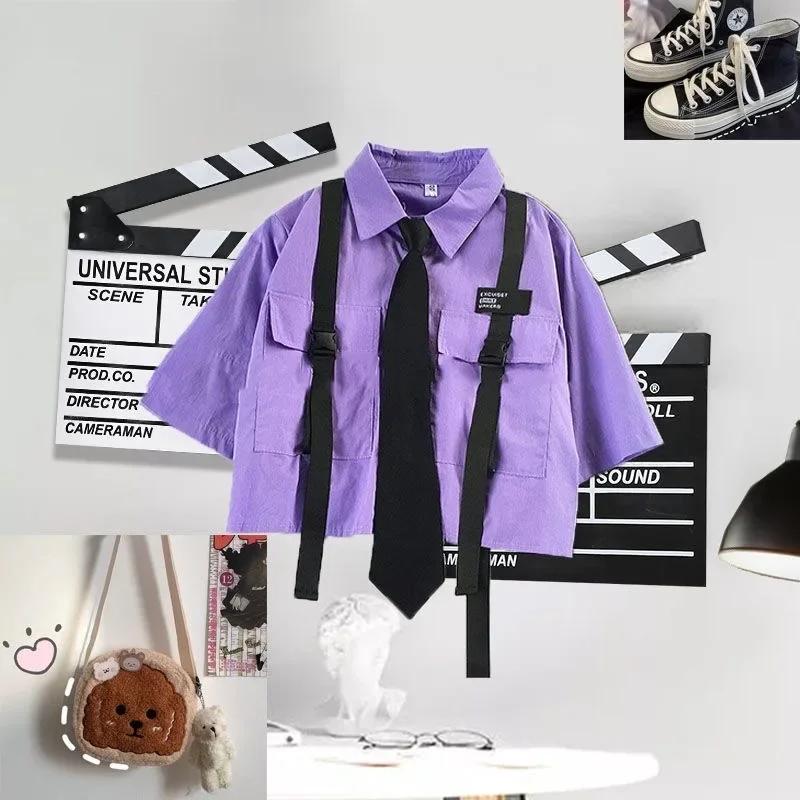 Damen-Cargohosen-Set für den Sommer im dunklen Gothic-Stil, kurzärmeliges Hemd mit Gürtel + schwarze Jogginghose mit Kettengliedern, zweiteiliges Set