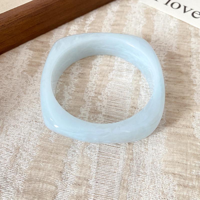 European and American Fashion High-End Marbled Acrylic Bangle Bracelet - Women's Versatile Hand Jewelry